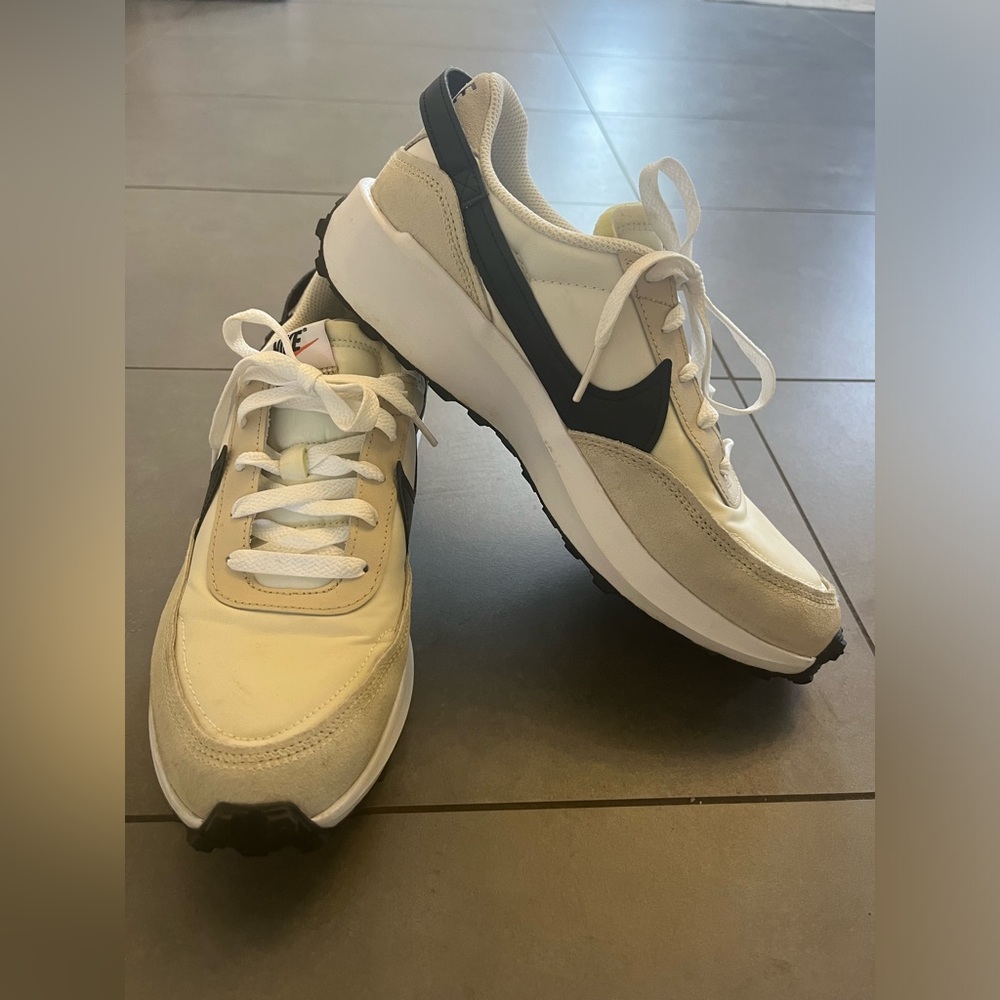 Woman’s Nike Waffle Debut Sneakers